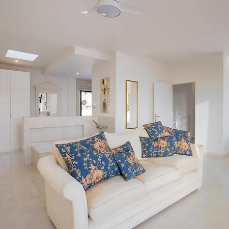 Luxliving Tenerife Hortalaya Heated Pool Вілла Адехе