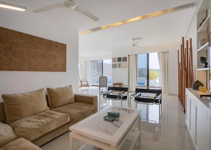 Вілла Luxliving Tenerife Hortalaya Heated Pool