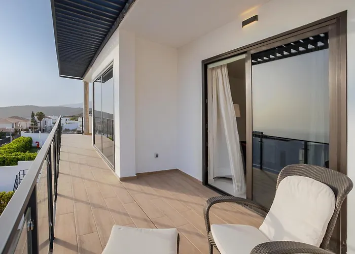 Luxliving Tenerife Hortalaya Heated Pool * Адехе